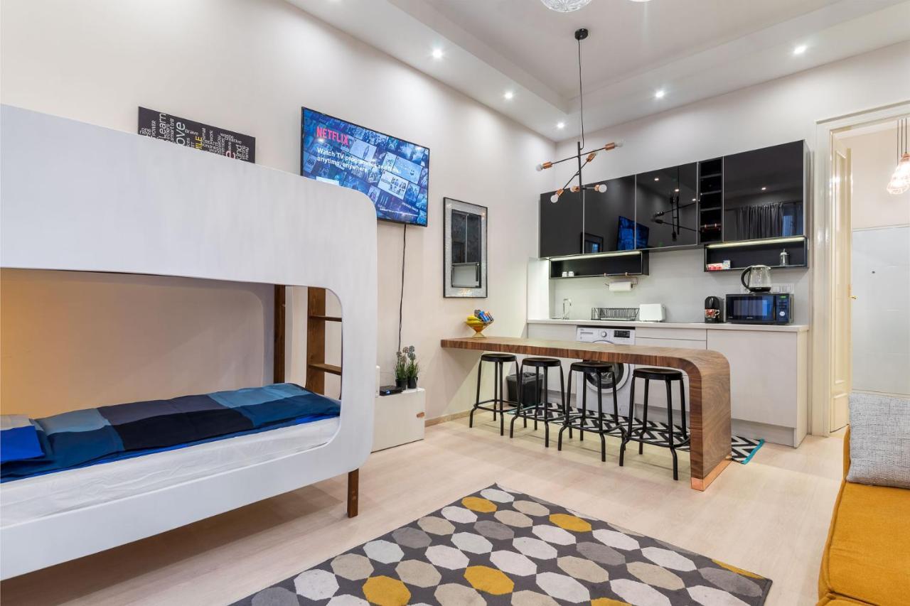 Economy Downtown Design Apartments - Free Parking - Balcony - Super Puplic Transport - Ac Budapest Exterior foto
