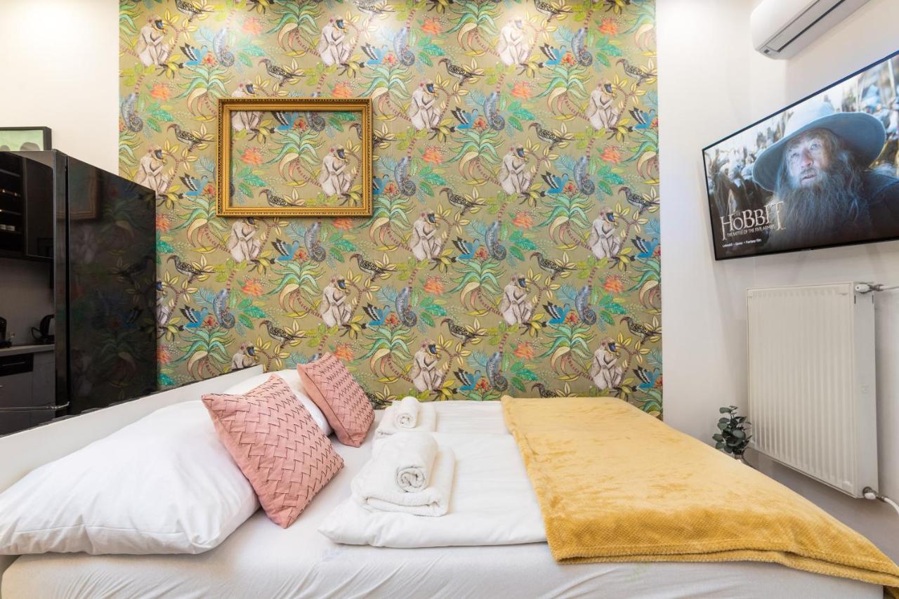 Economy Downtown Design Apartments - Free Parking - Balcony - Super Puplic Transport - Ac Budapest Exterior foto